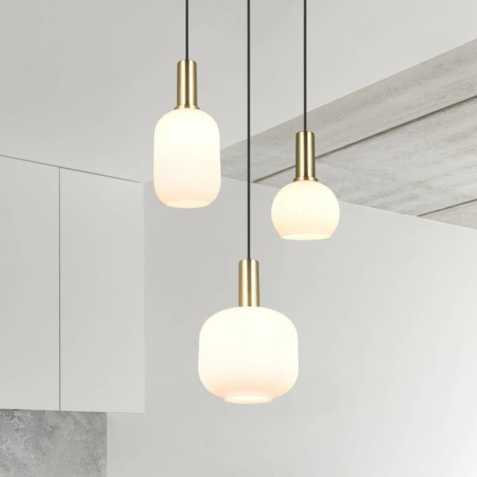 TRIO DIVA - Hanglamp - Messing mat - Wit glas - excl. 3x E27 8,5 W - Plafondbevestiging - In hoogte verstelbaar