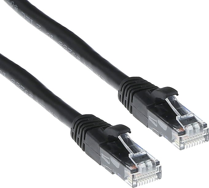 ACT Zwarte 1,5 meter U/UTP CAT6 patchkabel snagless met RJ45 connectoren IS8951