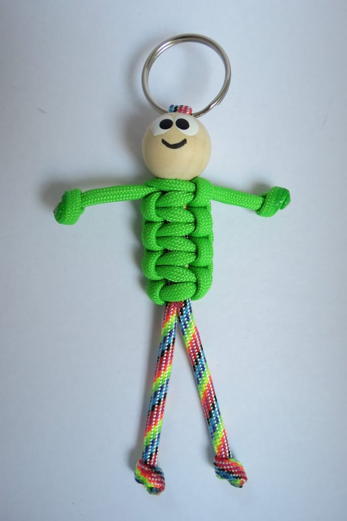 Gelukspoppetje Neon 2 Neon Groen/Regenboog Sleutelhanger