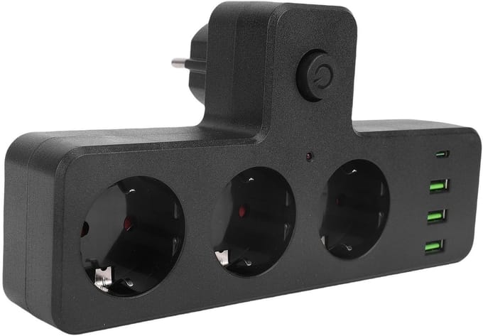 Cosensi - 7-in-1 Wandstekker voor Thuis en Kantoor