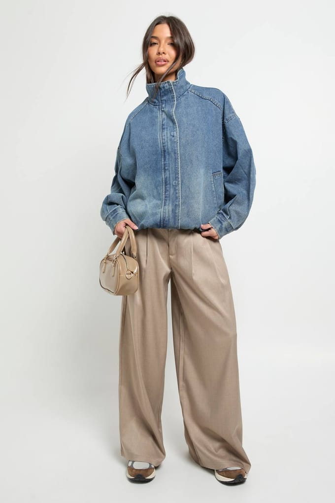 boohoo Dames Denim oversized bomberjack | Medium Gebleekt | Maat: 44