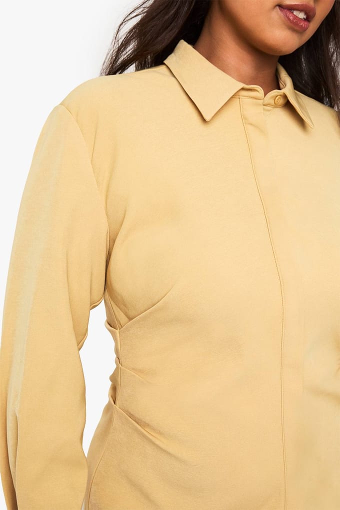 boohoo Dames Plus Shirtjurk met gerafelde zijkanten | Ecru | Maat: 16