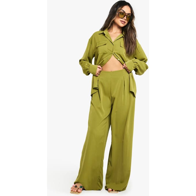 boohoo Dames Geweven geplooide broek met wijde pijpen | Olijf | Maat: 34