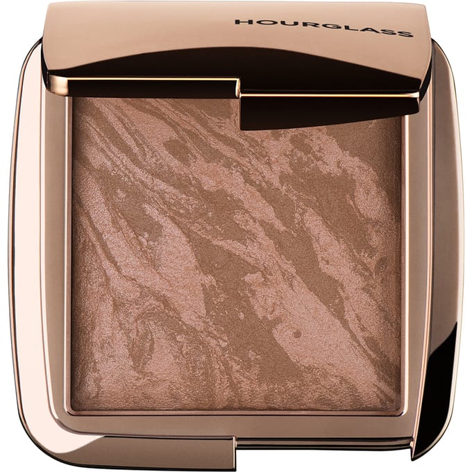 Hourglass Ambient Lighting Bronzer - Luminous Bronze Light