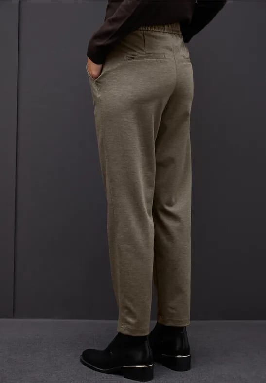 Gemêleerde broek met detail
