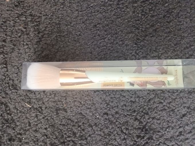 catrice powder brush jungle book