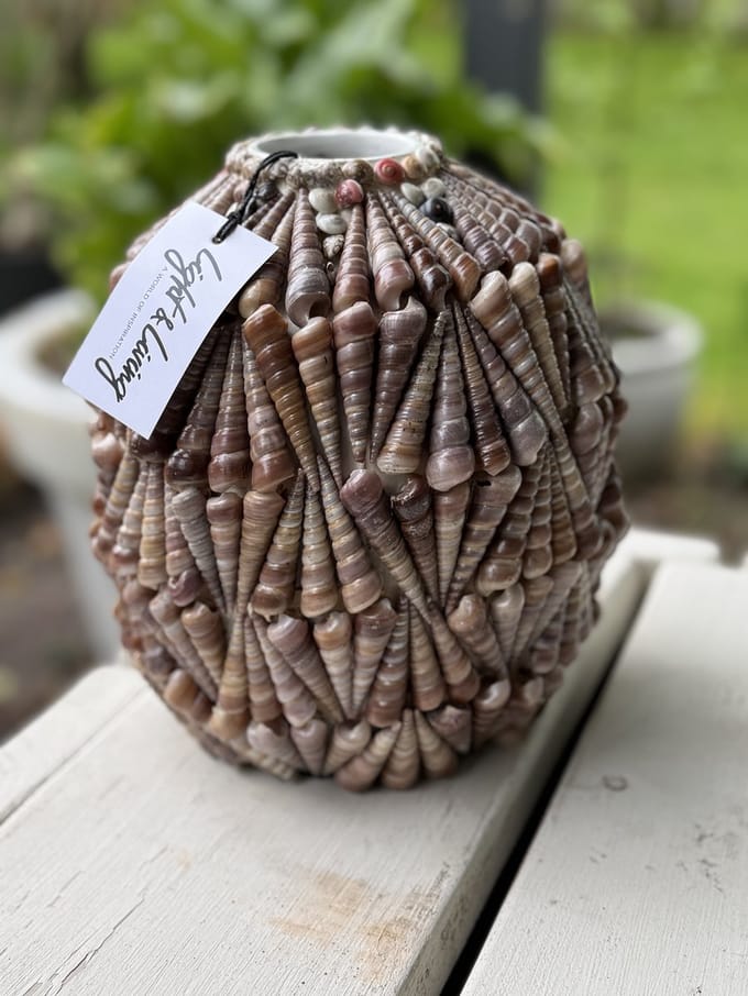 Schelpenvaas - Kleine schelpen - Light & Living - bruin/wit