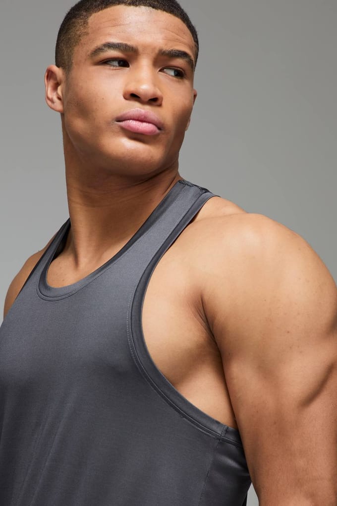 Heren Actieve Regular Lichtgewicht Essentials Gym Vest | Charcoal | Size Medium