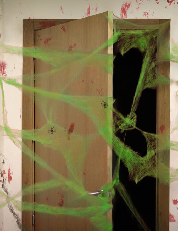 ATOSA - Groene spinnenweb decoratie met spinnen
