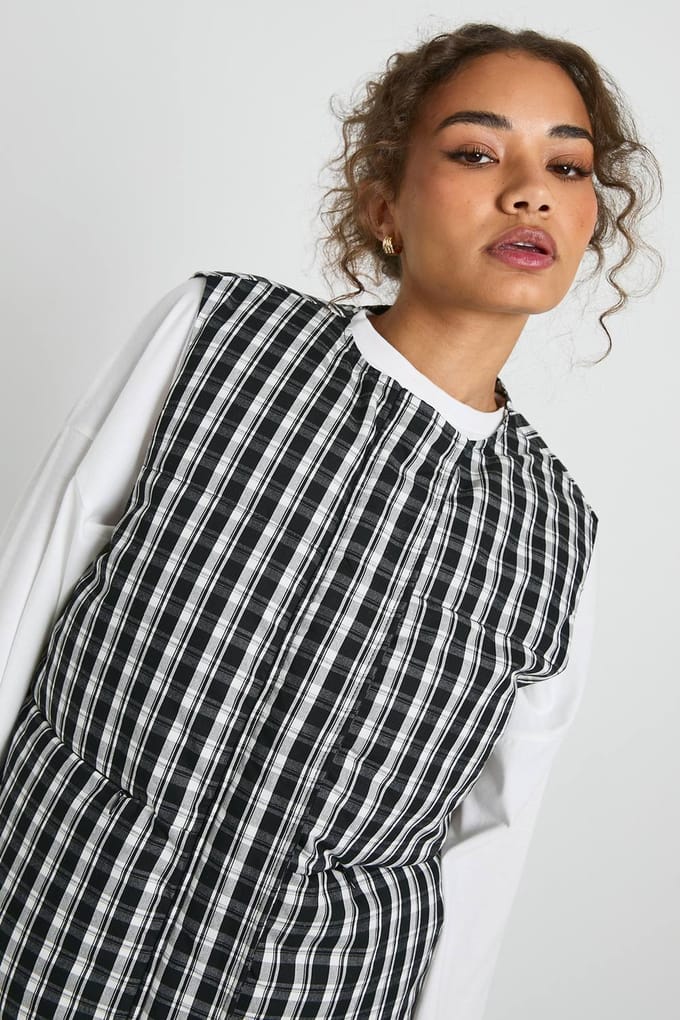 boohoo Dames Gingham Puffer Gilet | Black | Maat: 14