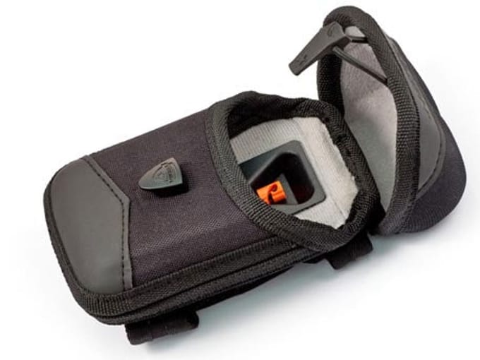 T-reign procase medium black