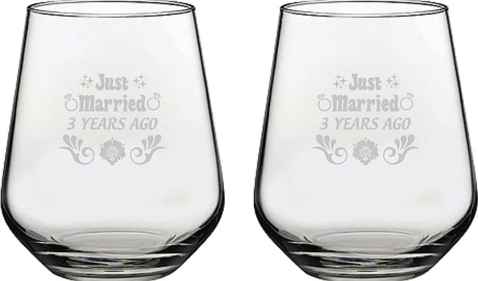 Gegraveerde set drinkglazen 42,5cl Just Married 3 years ago