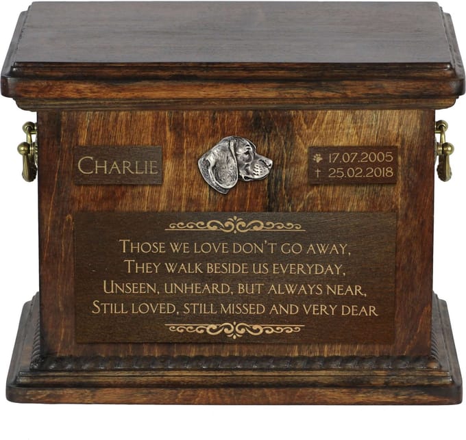 Beagle urn - gepersonaliseerde urn met gravure voor hondenas