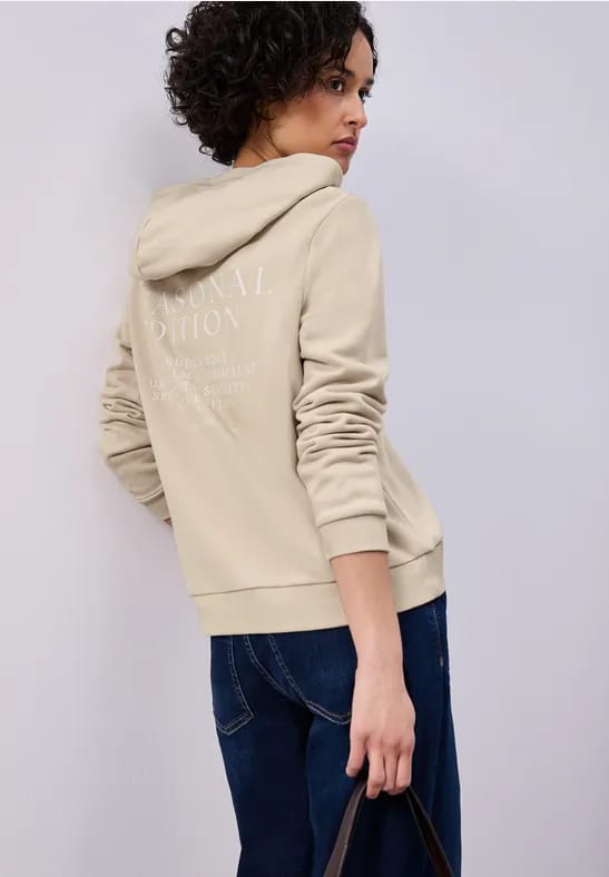 Hoodie met achteropdruk