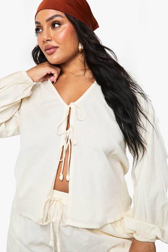 boohoo Dames Plus Shell Trim Tie Front Beach Co Ord | Ecru | Maat: 20/22