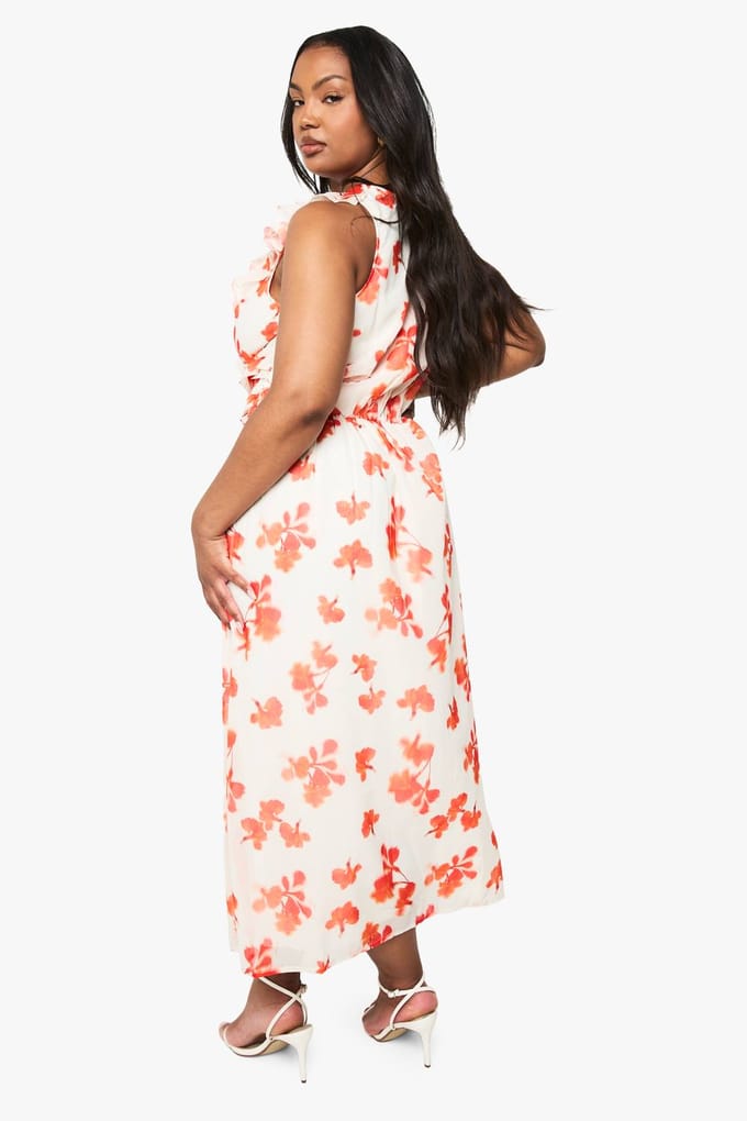 boohoo Dames Plus Bloemen Chiffon Ruffle Wikkeljurk | Red | Maat: 28