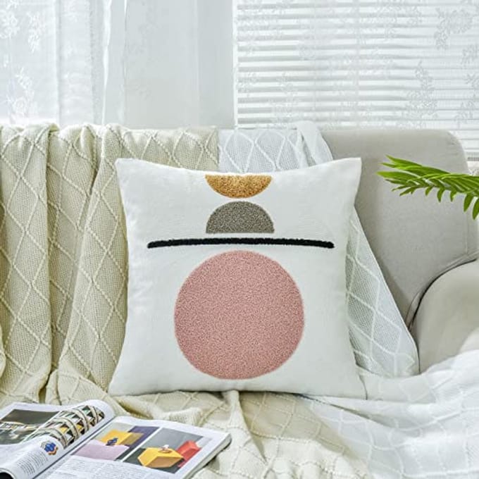 Boho geborduurde sierkussensloop met geometrisch patroon voor moderne woondecoratie