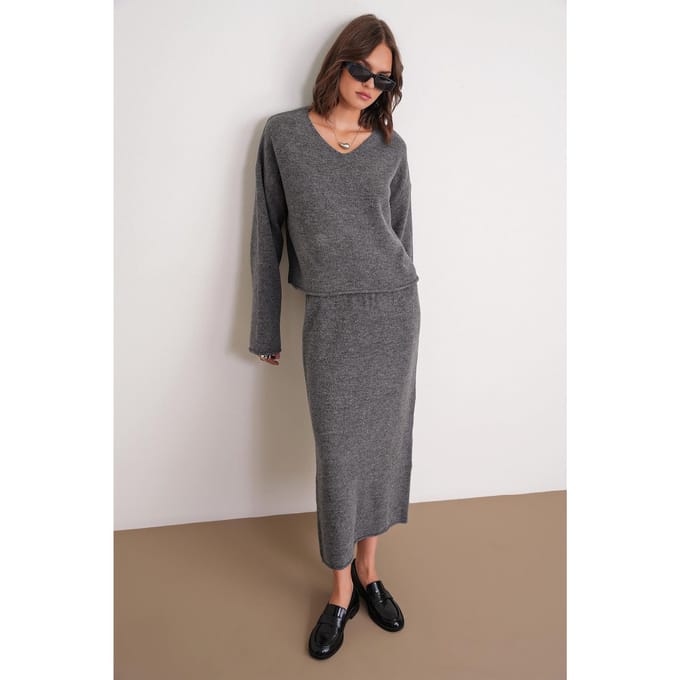 V-hals Tricot Sweater & Rok Co-ord Set