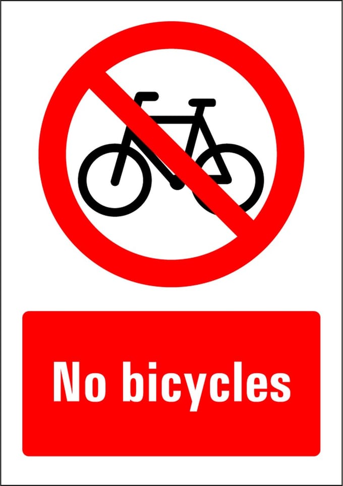 No bicycles sticker 148 x 210 mm