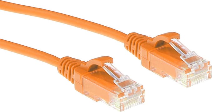 ACT Oranje 3 meter LSZH U/UTP CAT6 datacenter slimline patchkabel snagless met RJ45 connectoren DC9103