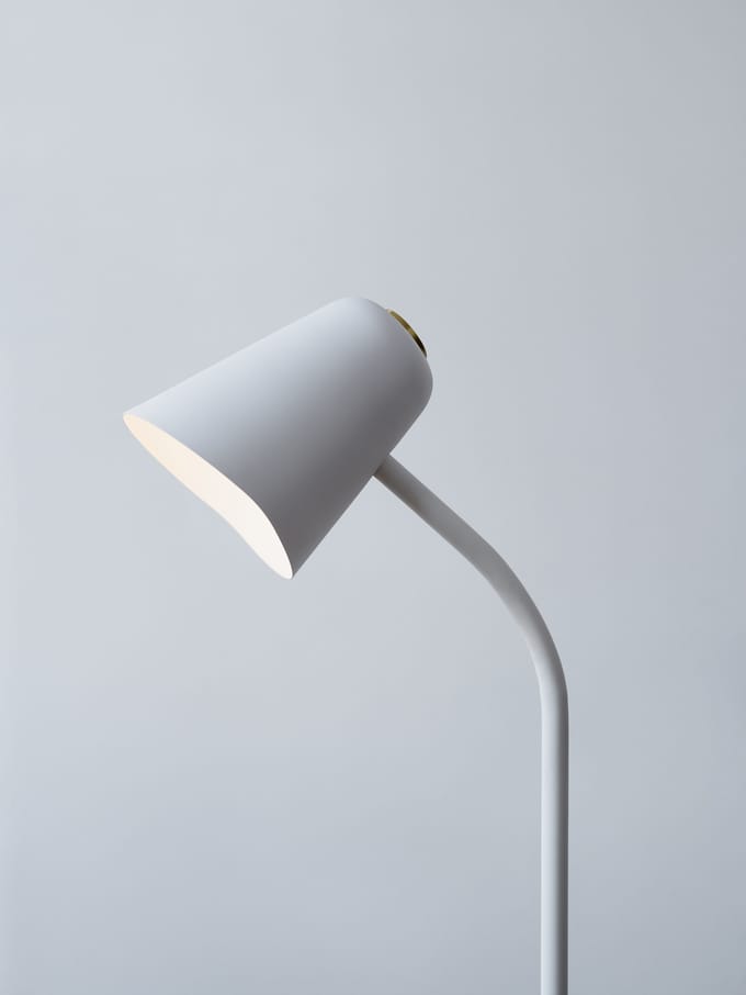 Northern Me dim LED vloerlamp dimbaar wit