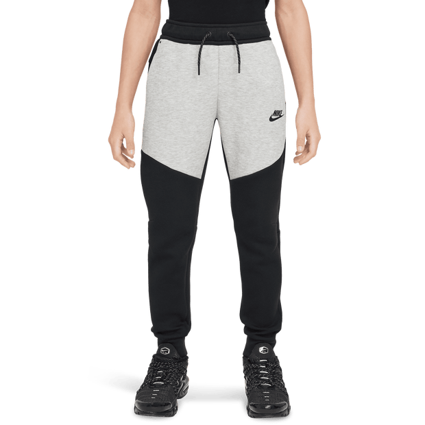 Nike Tech Broeken Kinder - Zwart - Maat 122 - 128 CM - Poly Fleece