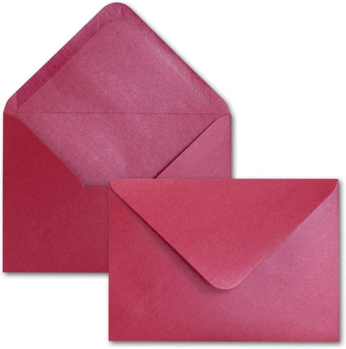 150x DIN C6 Enveloppen Donkerrood Metallic Effect Uitnodigingen 114 x 162 mm