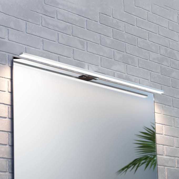MCJ LED spiegellamp Triga IP44, chroom, 80cm, 3.000K