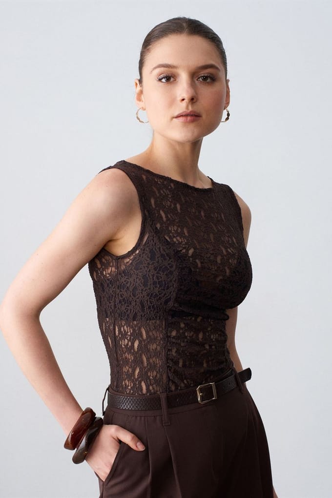 Aansluitende Kant Mouwloze Blouse