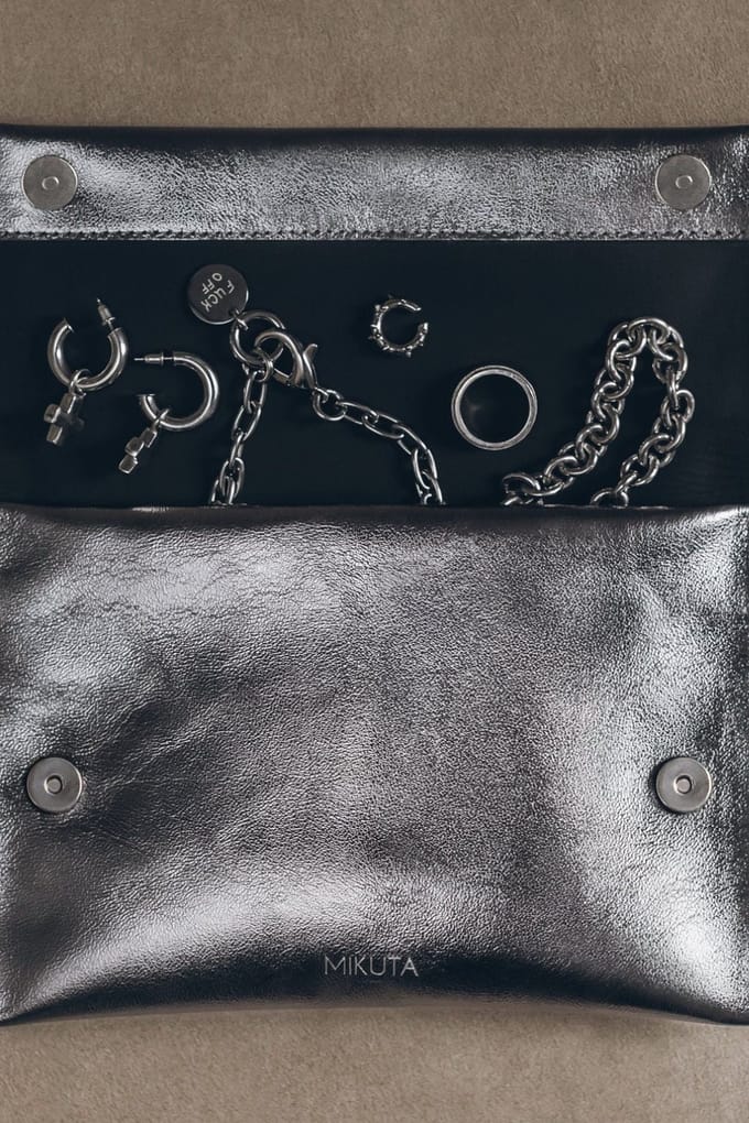 Mikuta The Silver Leather Essentials Pouch Silver Größe: OS | Clutches Outlet | Damen | Grau