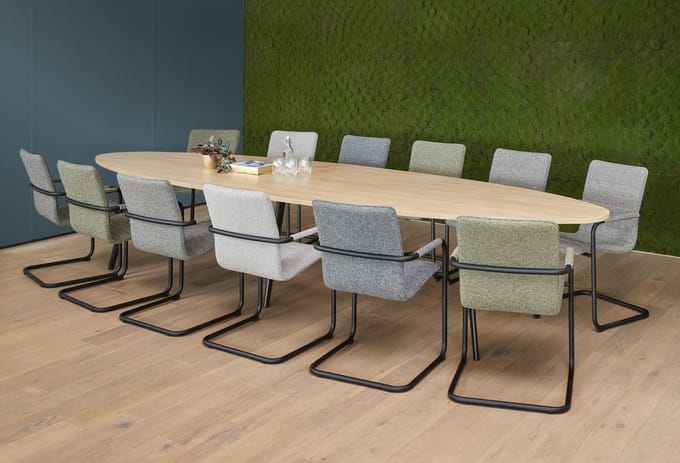 Vergadertafel Victory ellips 420x120 cm op 3 poten frame Wit (RAL9010) blad Wit