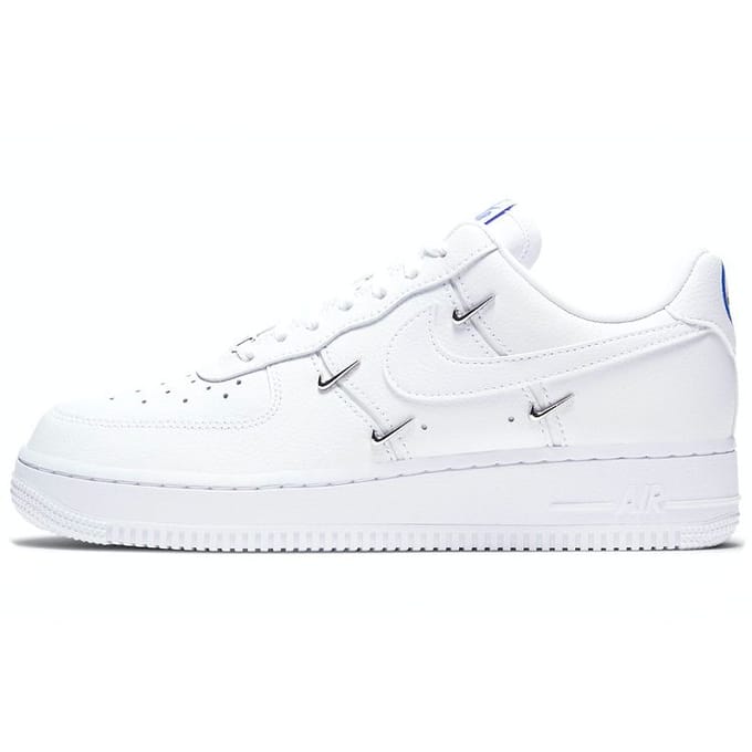Nike Air Force 1 LX "White Metallic Swooshes" - Sneakers - Unisex - Maat 36 - Wit
