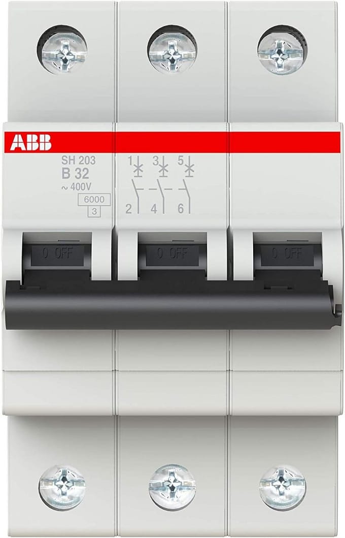 3-polige automaat 32 Ampere voor installatiebeveiliging