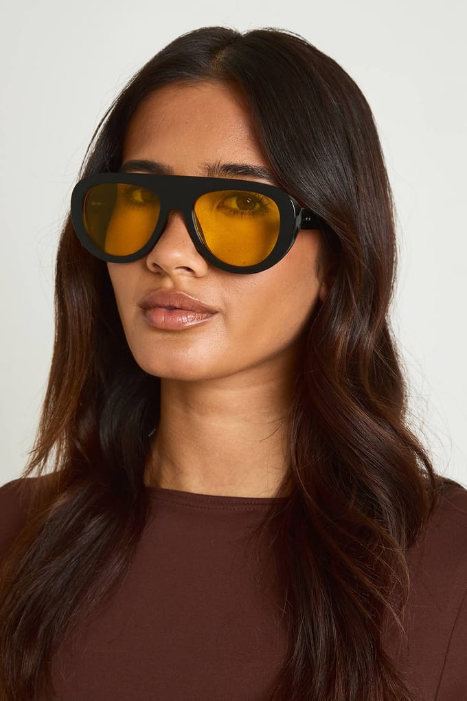 boohoo Dames Opvallende Oversized Pilotenzonnebril | Geel