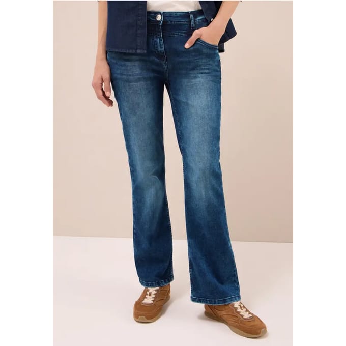 Bootcut jeans