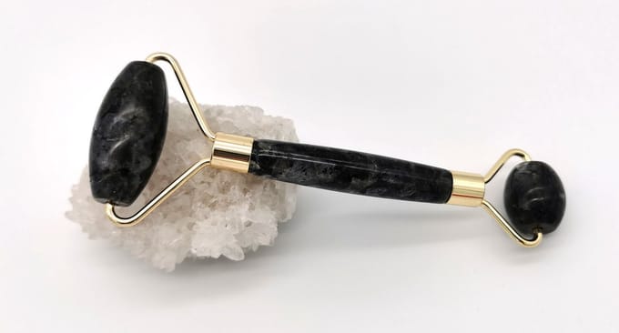 Jade Face Roller – Opaliet  -  Gezichtsmassage –  grote en kleine roller van echte  edelsteen