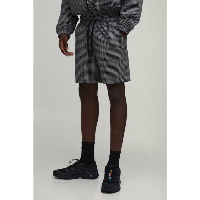 Relaxed Check Grid Nylon Short | Black | Size Small