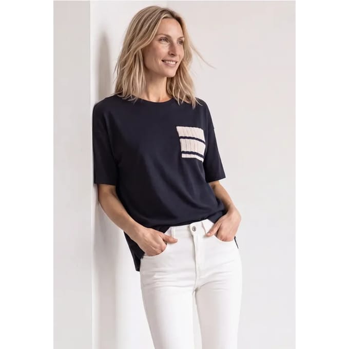 Shirt met ronde hals en borstzak