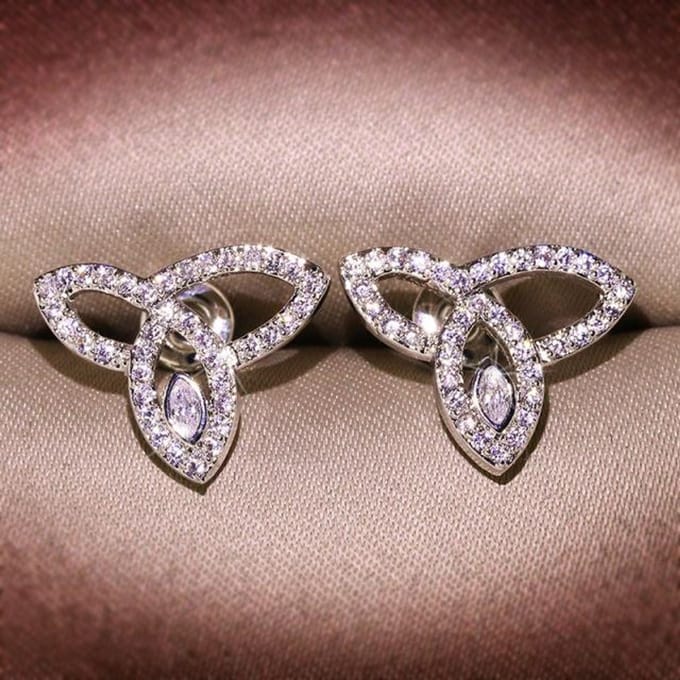 Version Coréenne Tempérament Raffiné Simple Sauvage Avec Boucles d'Oreilles Nœud Zircon Blanc Aiguille Douce Boucles d'Oreilles Net Rouge white