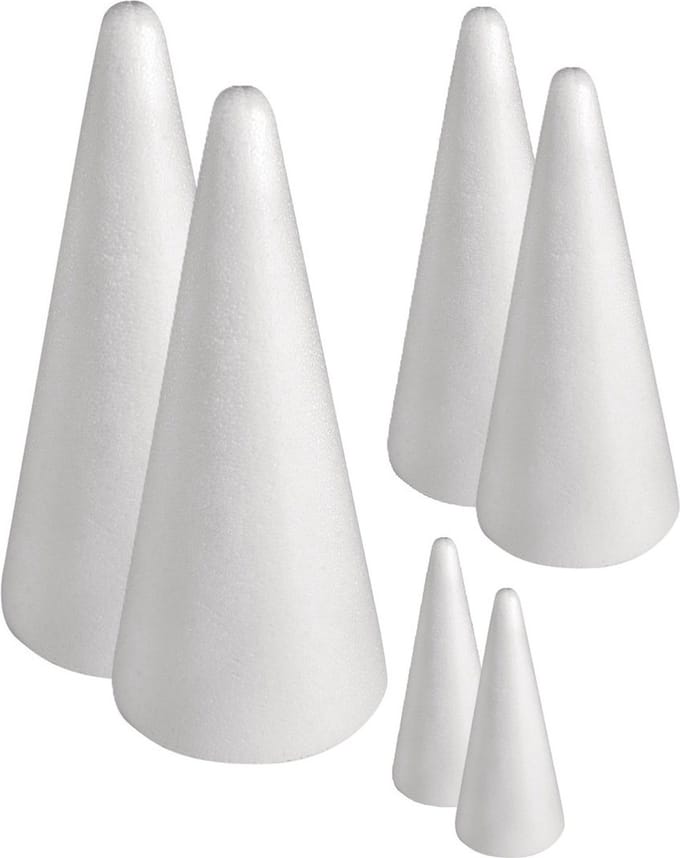 Rayher Piepschuim vorm/figuur spitse kegels - set van 6x - wit - H12/21/28 cm - Hobby materialen