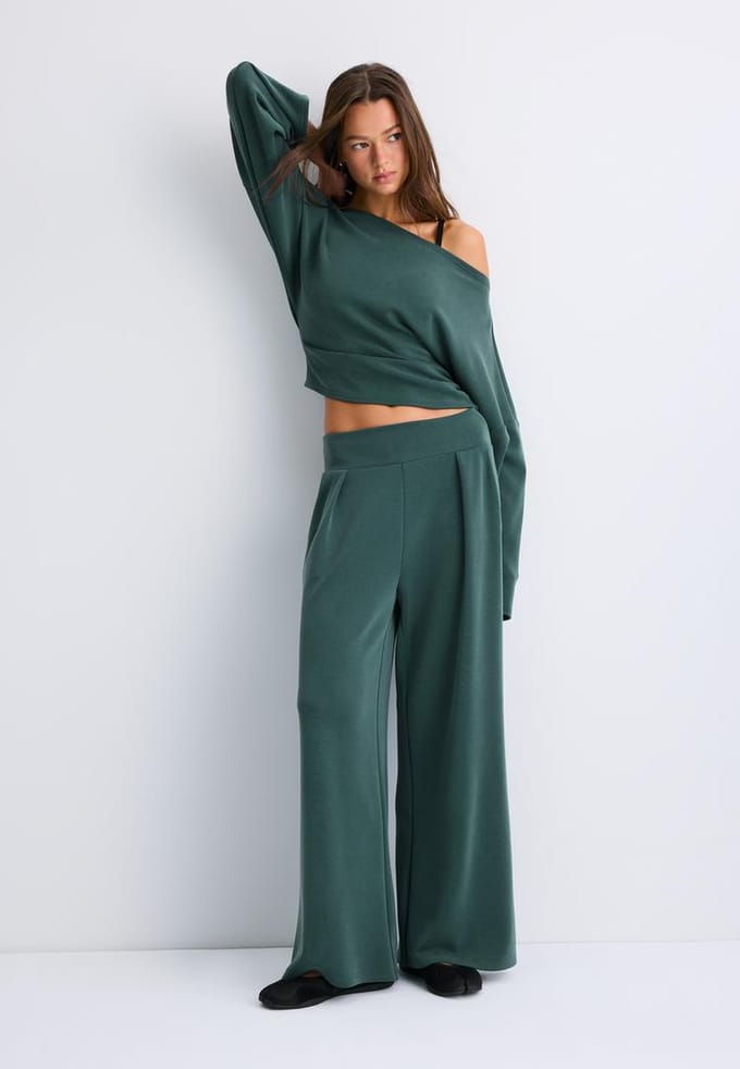 Stradivarius Zachte wide-leg broek met plooien  Kaki S