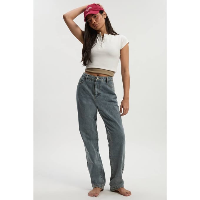 Dames Boohoo Basics Hoge Taille Straight Leg Jeans | Washed Blue | Maat: 8/30L