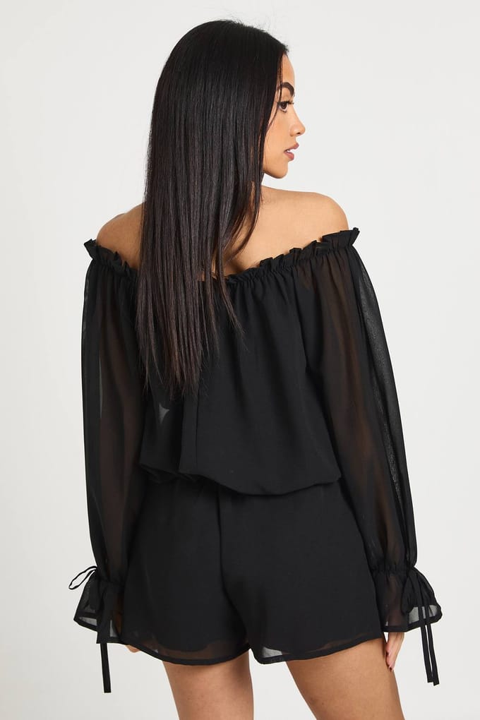 boohoo Dames Chiffon Playsuit met Lange Mouwen en Ruffles | Black | Maat: 8