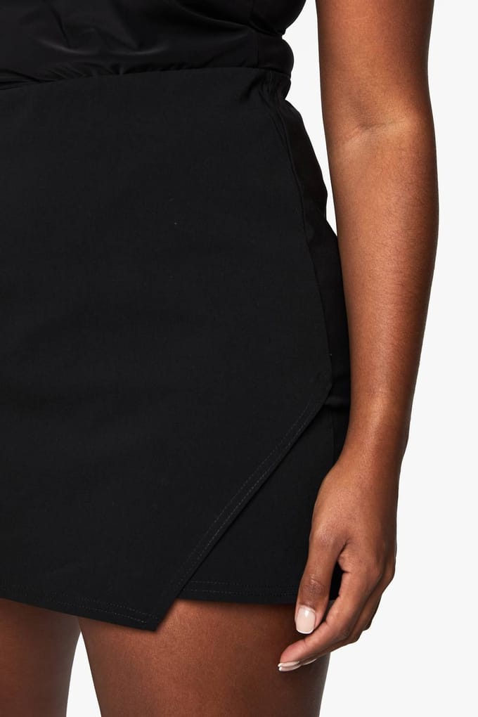 boohoo Dames Plus Bengaline Wikkel-Skort | Black | Maat: 16