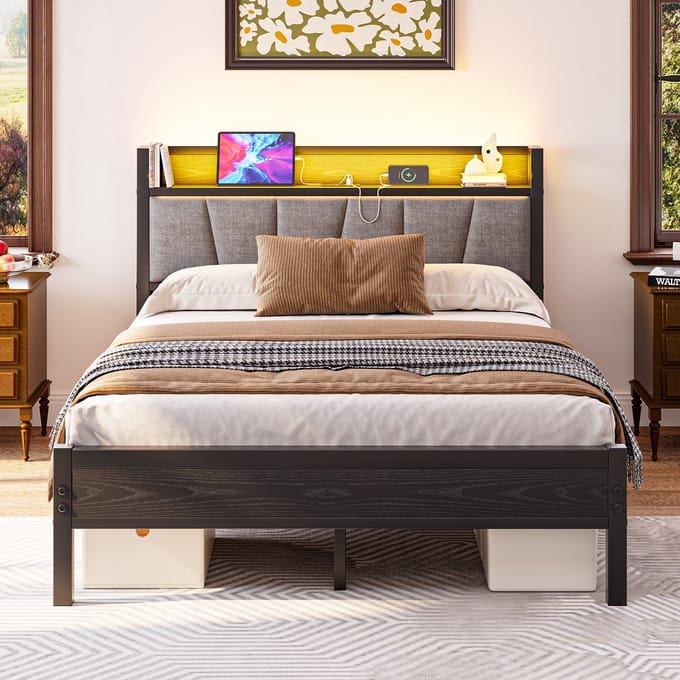 Bedframe - 140x190 cm - Hoofdbord met LED en USB - Stevige Lattenbodem - Metaal
