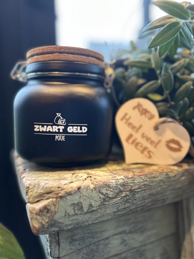 Creaties van Hier - Luxe Spaarpot met houten hartje - Zwart geld - Glas