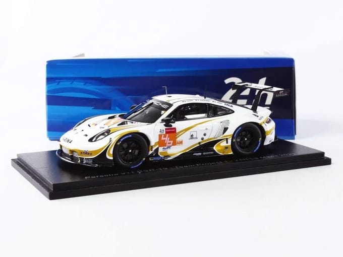 Porsche 911 RSR-19 Team Project 1 #46 24H Le Mans 2021 - 1:43 - Spark