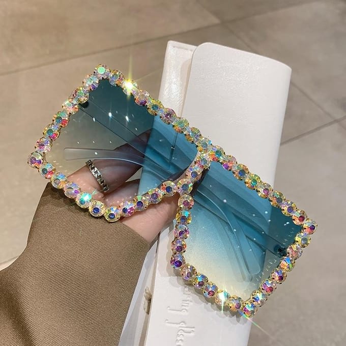 Zonnebril Dames Oversized Vierkant Diamant Heren Mode Strass Zonnebril Dames Luxe Designer Brillen UV400 Unisex white