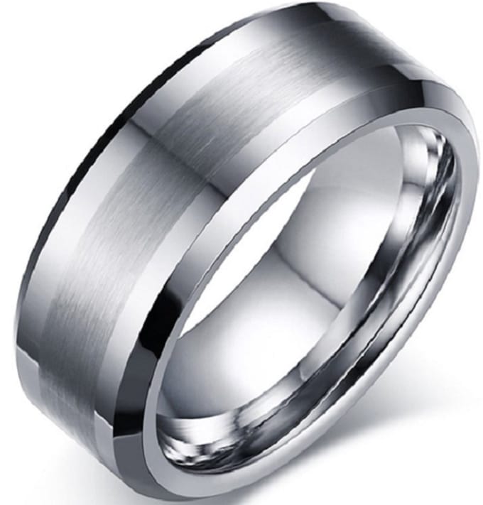 Ring Wolfraamcarbide Zilver Kleur 8 mm. Breed Design | Damesring | Herenring | 18.25 mm. (maat 57)