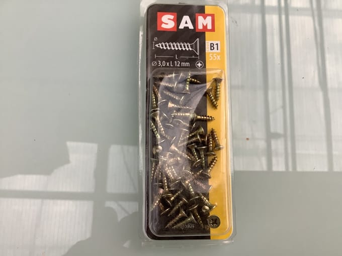 Spaanplaatschroef 3.0 x 12mm lang.platkop. kruiskop-pzd-1. 55 Stuks houtschroeven. Sam.
